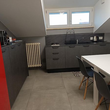 B&B Luci Di Stelle 살루초 외부 사진