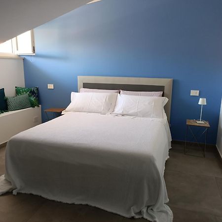 B&B Luci Di Stelle 살루초 외부 사진