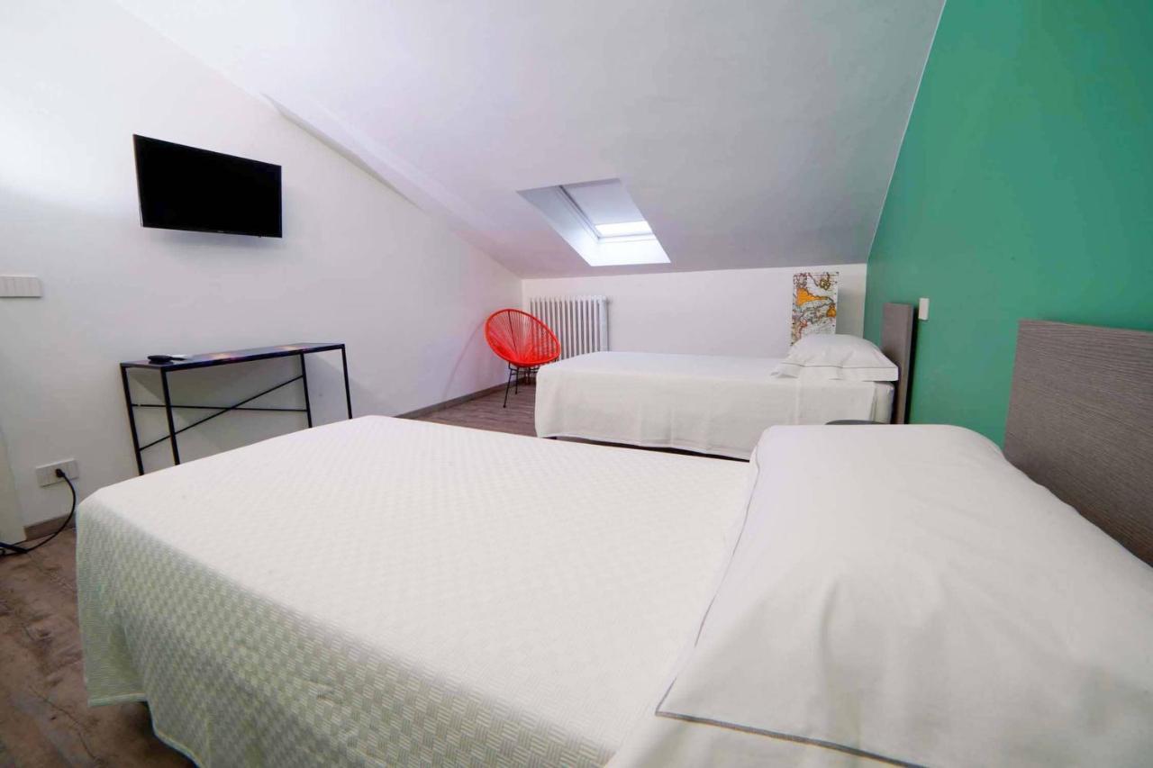B&B Luci Di Stelle 살루초 외부 사진