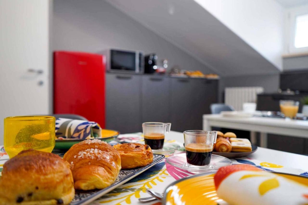 B&B Luci Di Stelle 살루초 외부 사진